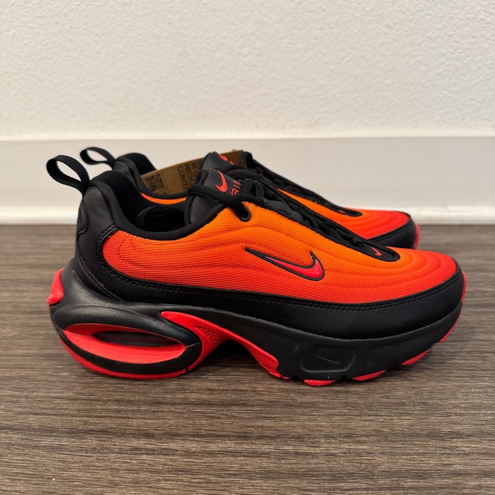 NIKE AIR MAX PORTAL womens sz 7